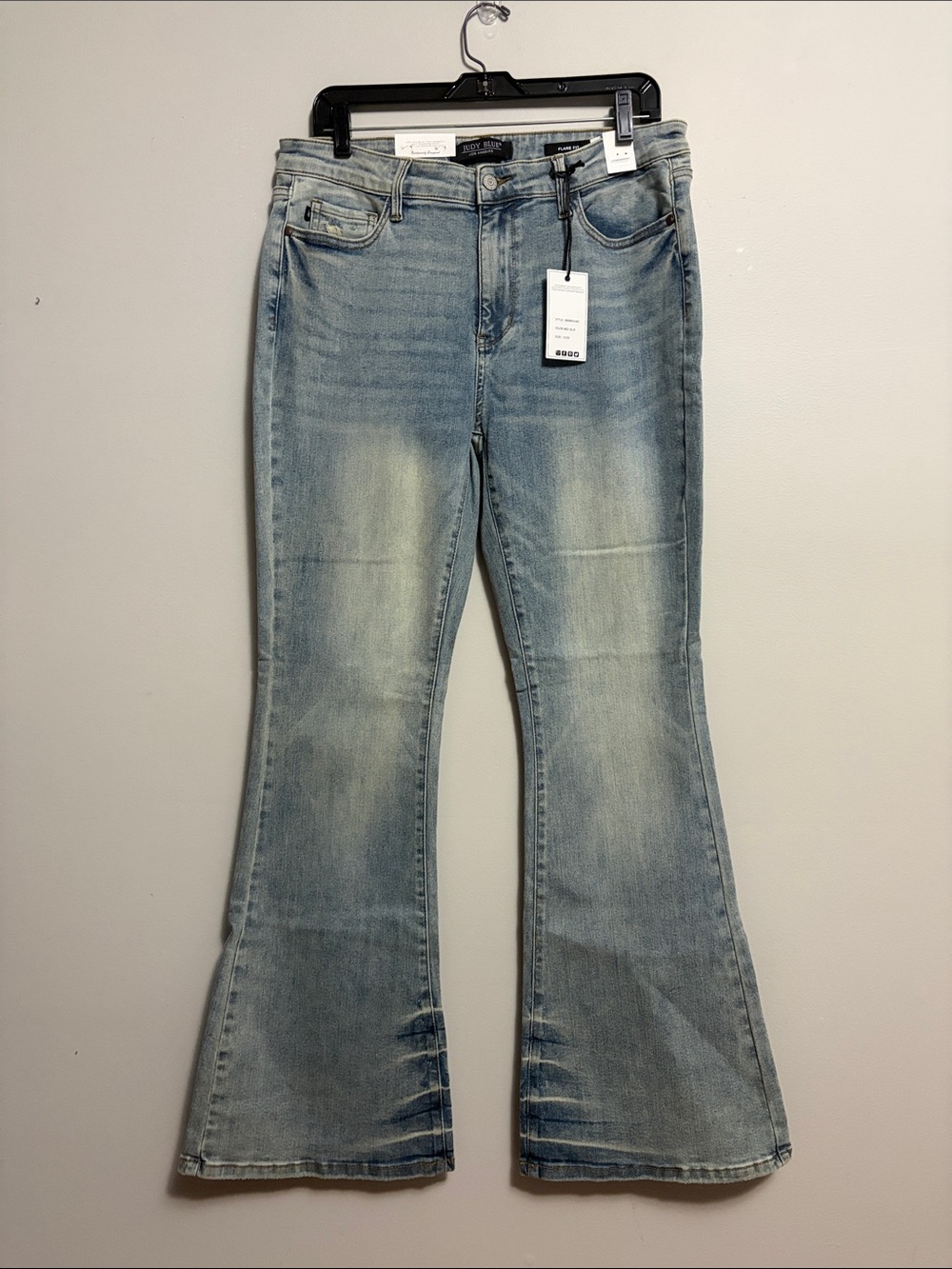 Judy Blue Light Blue Flare Jeans size 15/32
